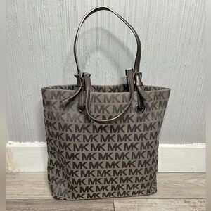 Silver/ Gray Metallic Michael Kors Shoulder Tote Handbag